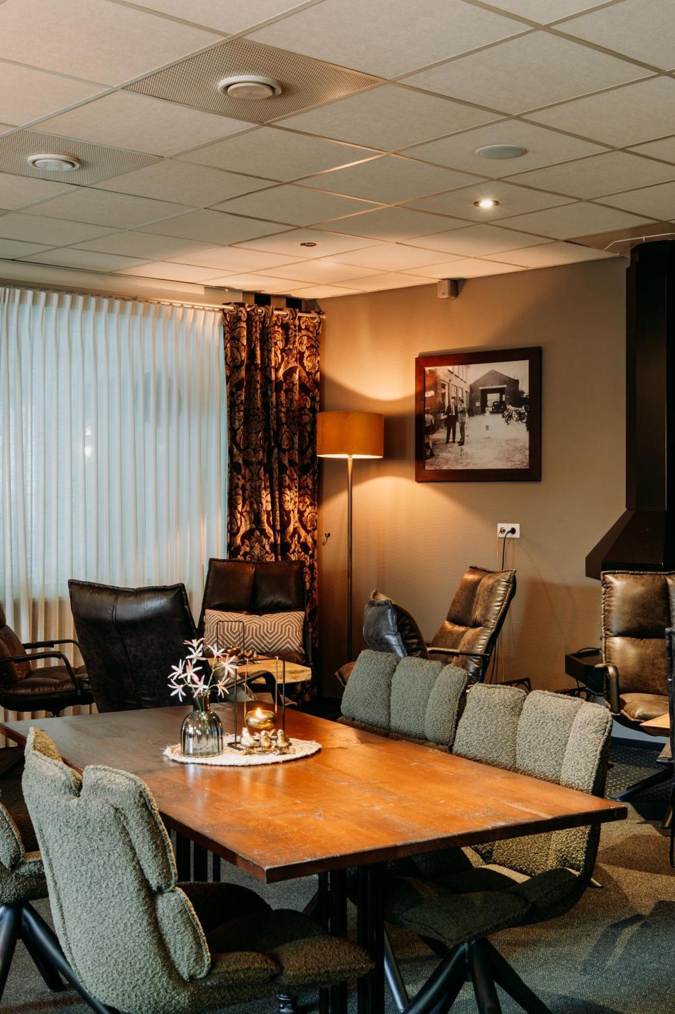 De Stobbe Hotel & Suites Ruinen エクステリア 写真