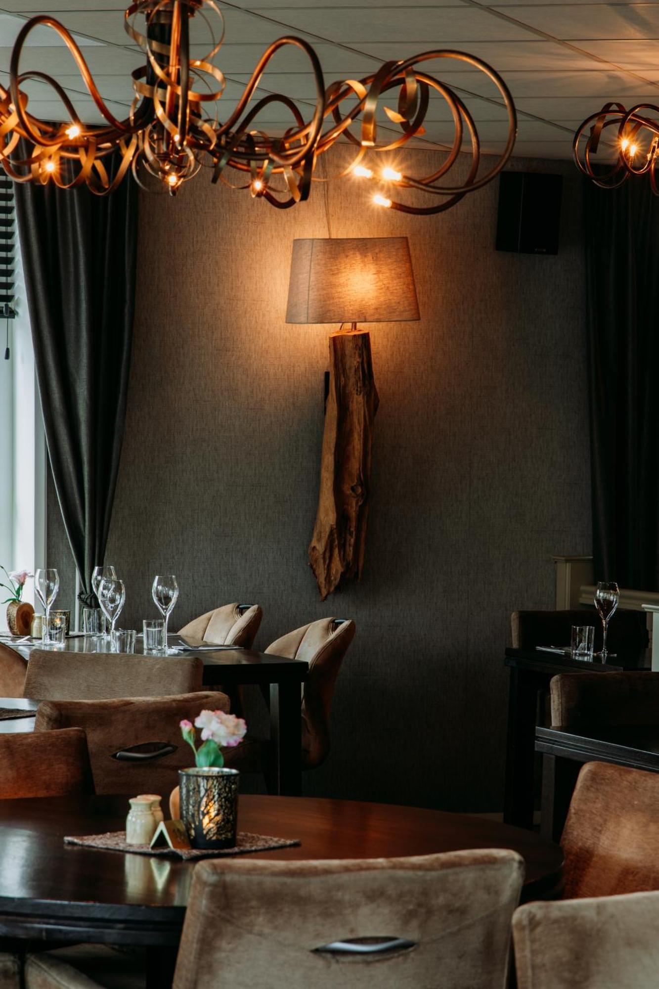 De Stobbe Hotel & Suites Ruinen エクステリア 写真
